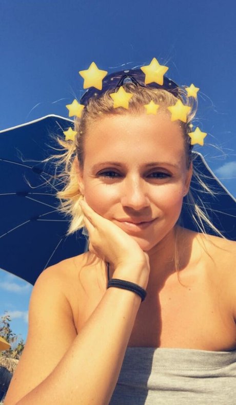 Julia Simic Profile pic