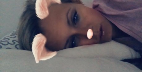 Julia Simic on onlyfans