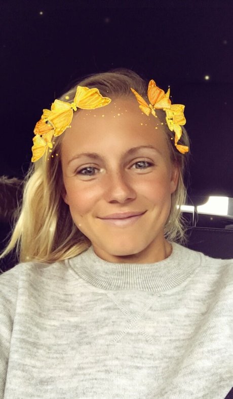 Julia Simic onlyfans porn free