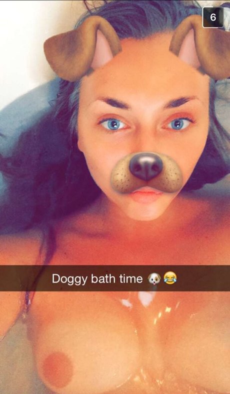 Charis Lister naked onlyfans