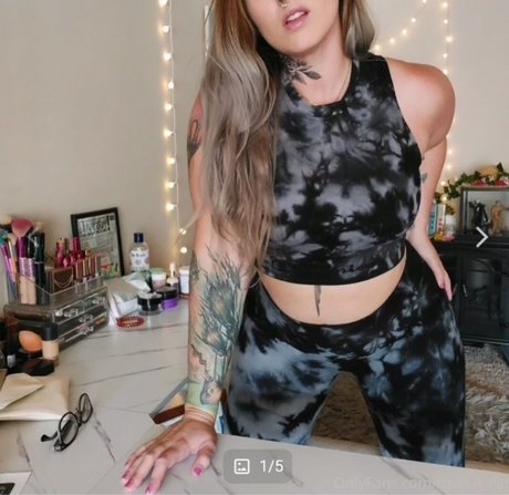 Moremelon can porn onlyfans