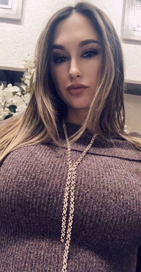 Leslie Kozloski onlyfans leaks.