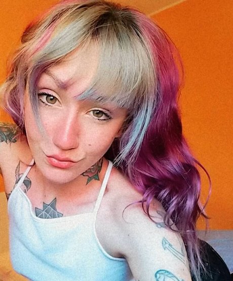 Redfoxy12 topless onlyfans