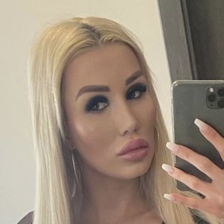 Patty Michova onlyfans porn leaked