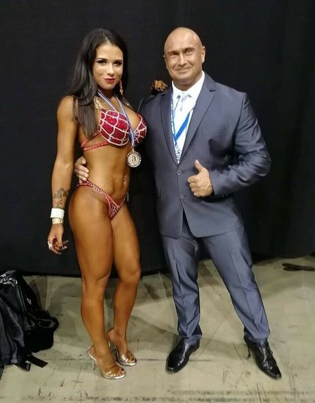 Mira Cuckold onlyfans leaked pictures