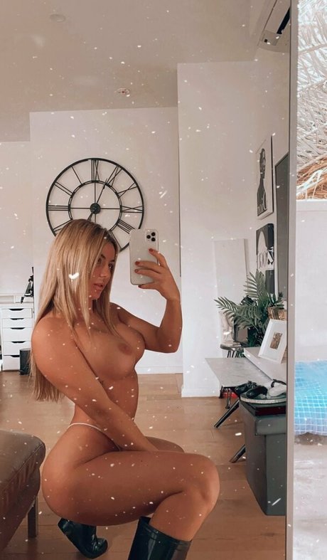 Lucie j onlyfans naked