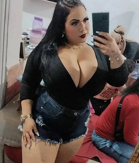 Adriane Esteves onlyfans naked leaks