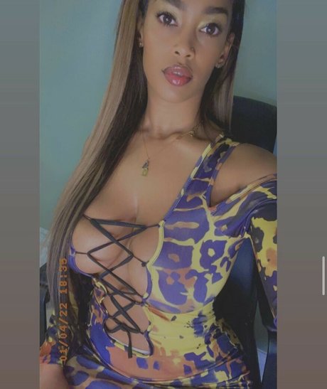 Stephanie Singh onlyfans sextape