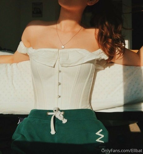 Ellbat onlyfans naked