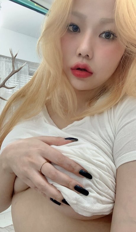 mmmovie_ onlyfans leams