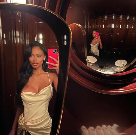 Vinetria onlyfans leajs