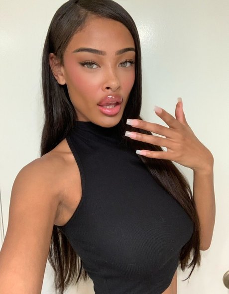 Vinetria leaked onlyfans.