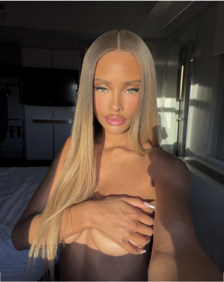 Vinetria onlyfans posts