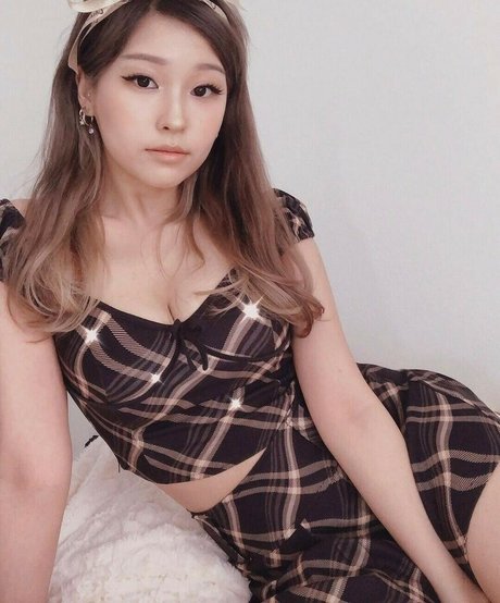 YoonHyoonAikuros onlyfans gratis