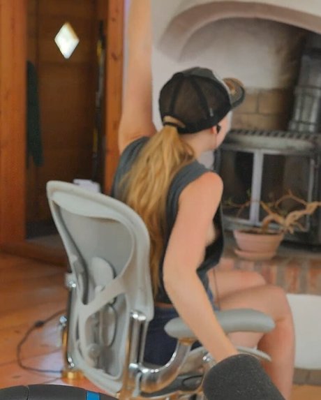 SiriSirililia only fans photos