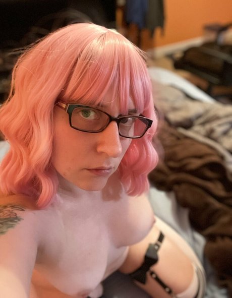 LyraLEWD sex tape onlyfans