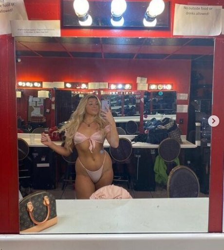 Hollywood Dancer onlyfans exposed