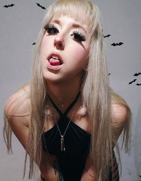 Moon IRL Profile pic