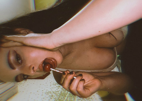 Didii1997 onlyfans leaks.