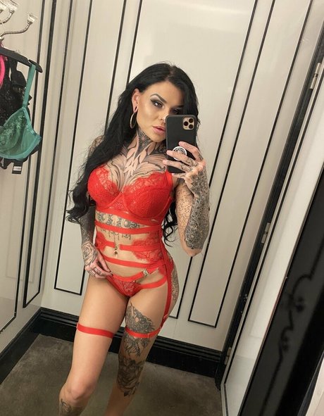 ravenwynter onlyfans boobs