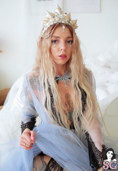 Elisarose onlyfans leaked.