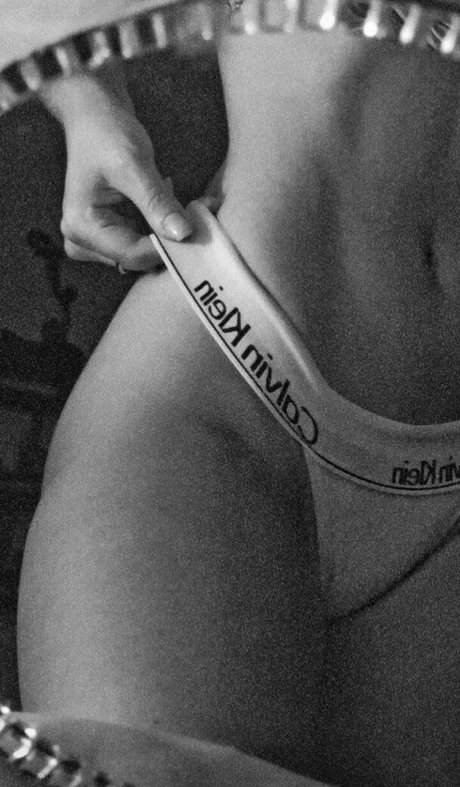 Flor Laneve onlyfans sex leaks