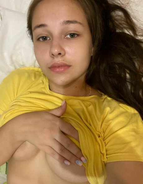 Alinabaeee naked on onlyfans