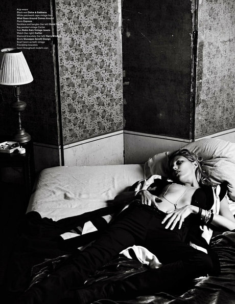 Anja Rubik nudes onlyfans leak