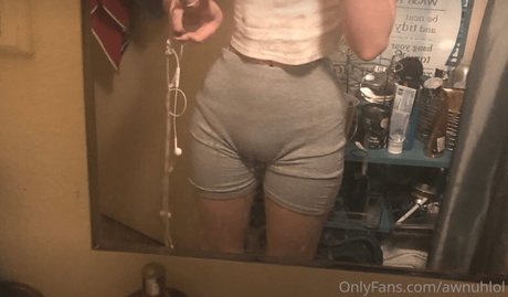 awhuhlol onlyfans leak fuck