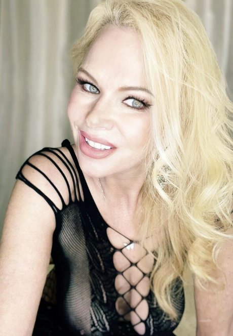 Butterflyshelbz onlyfans leaked.