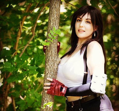 Amber Lee Connors onlyfans model images