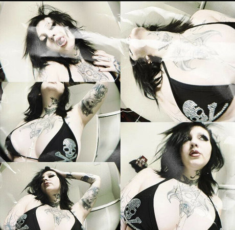 HorrorHaily onlyfans.