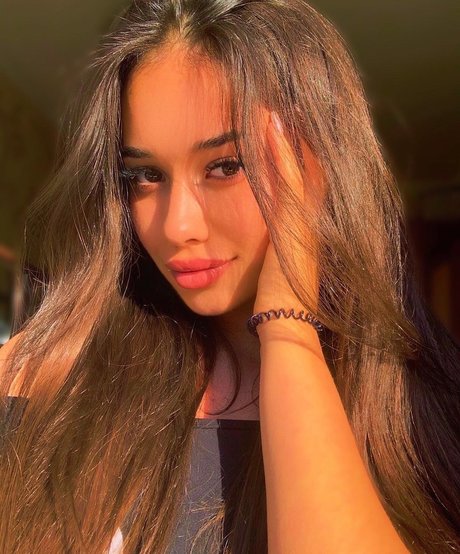 Sophia Adamova nudes onlyfans leaked