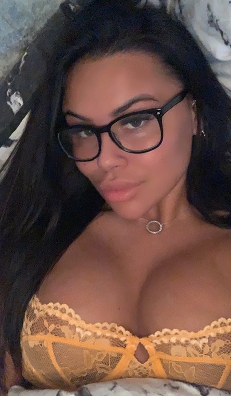 Maisie Croft onlyfans pics nude