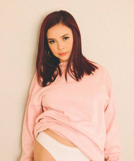 CuteEvaa18 only fans