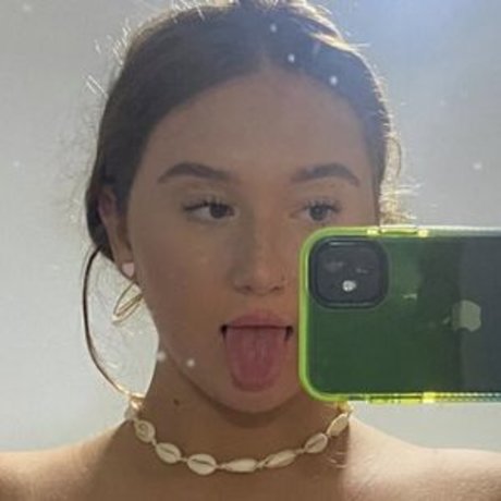 Yellowmonkeys nude onlyfans