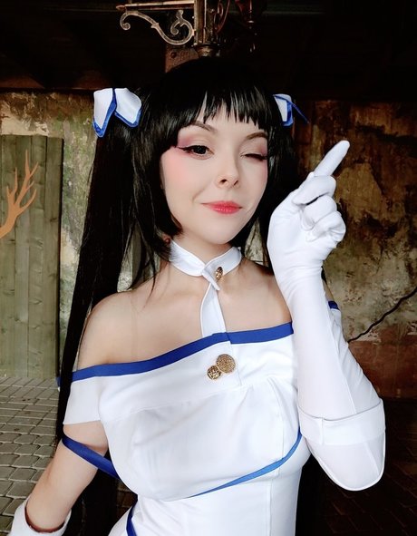 Helly Von Valentine onlyfans strip