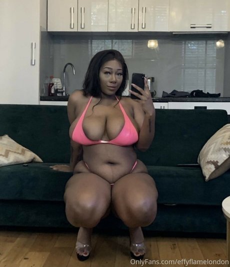 Effy Flame onlyfans leaked pics