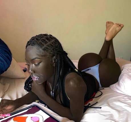 Cyn Kaine Profile pic