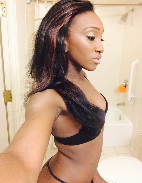 Dnay Baptiste onlyfans naked leaked