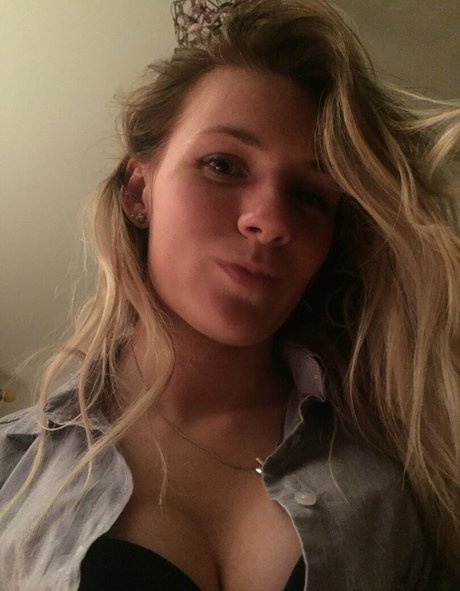 Anna Christian onlyfans nide