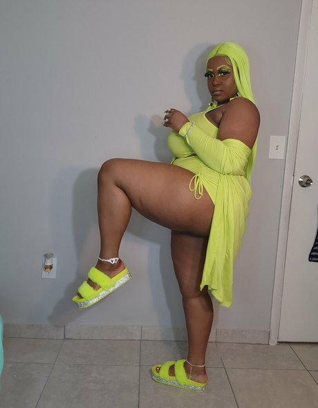 DivineJinn onlyfans leaka