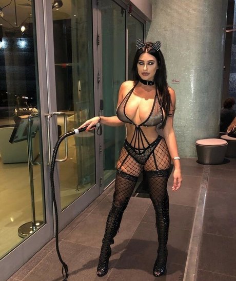 Aubrey Lynn Berg sexy onlyfans