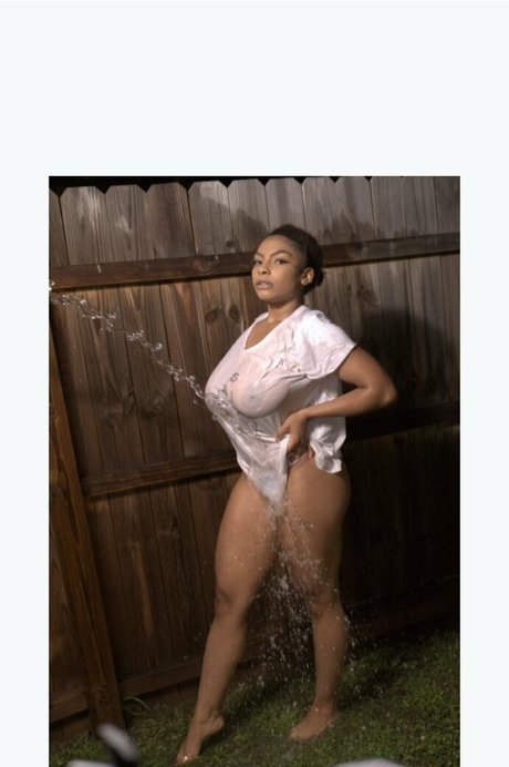 Julie Silver Profile pic