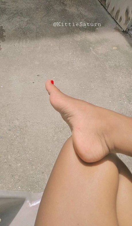 Saturn Foolmelancholy onlyfans nudes