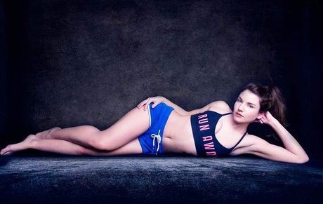 Eleonore Costes onlyfans uncensored