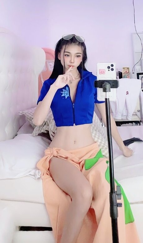 Akari leaked nudes onlyfans