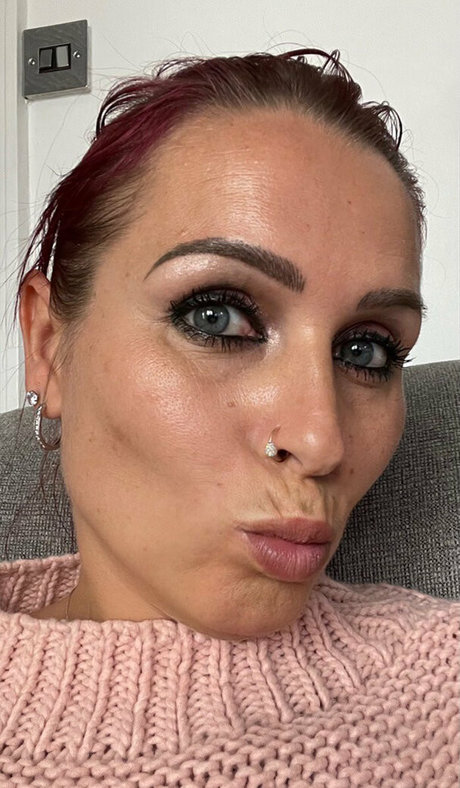 ukhotwife leaked onlyfans sextape