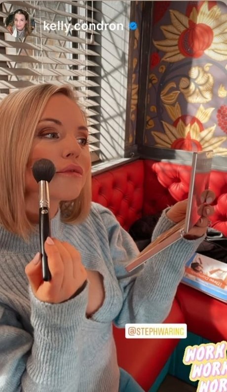 Stephanie Waring Profile pic