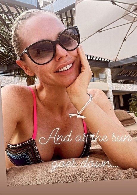 Stephanie Waring onlyfans leak new